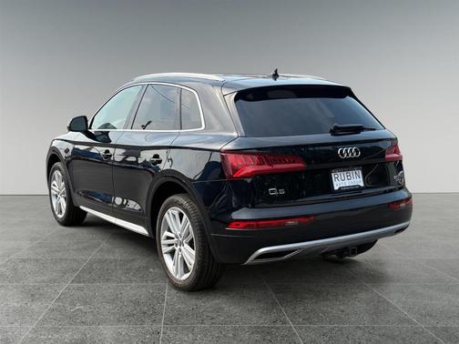 2018 Audi Q5 2.0T Premium Plus