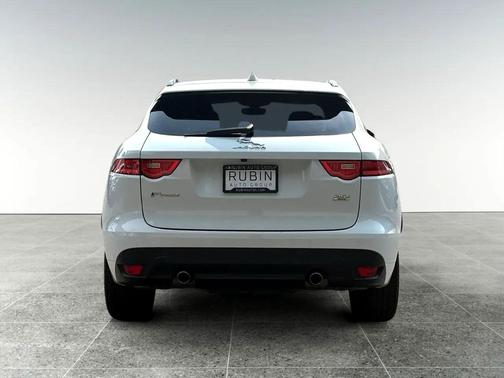 2019 Jaguar F-PACE 25t R-Sport