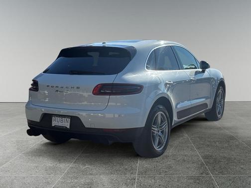 2015 Porsche Macan S