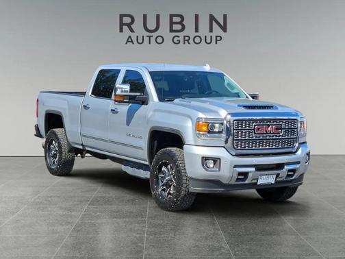 Quicksilver Metallic 2018 GMC Sierra 2500 Denali