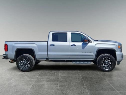 Quicksilver Metallic 2018 GMC Sierra 2500 Denali