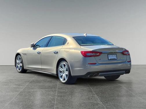 2015 Maserati Quattroporte S Q4