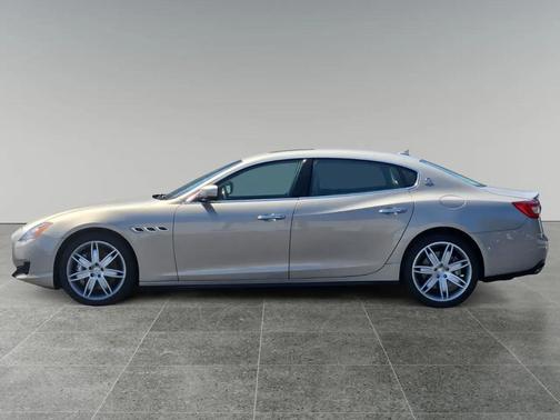 Gray 2015 Maserati Quattroporte S Q4