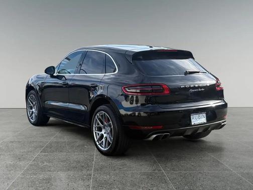 Agate Gray Metallic 2015 Porsche Macan Macan Turbo