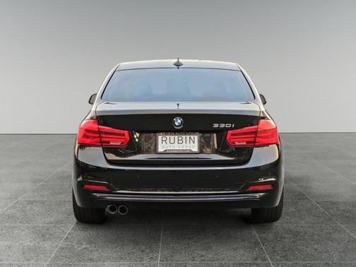2017 BMW 330 330i SULEV Sedan