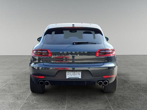 2018 Porsche Macan S