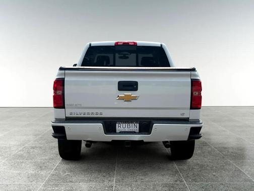 2017 Chevrolet Silverado 1500 2LT
