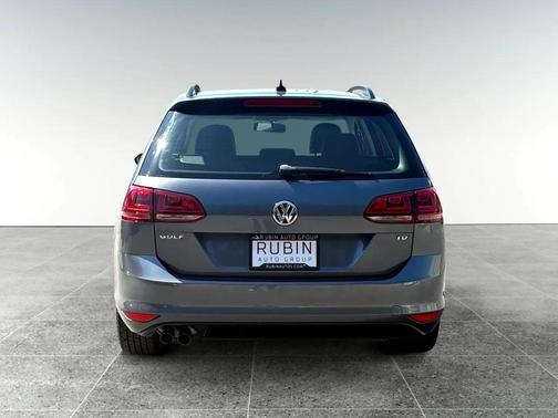 2015 Volkswagen Golf SportWagen TDI S 4-Door