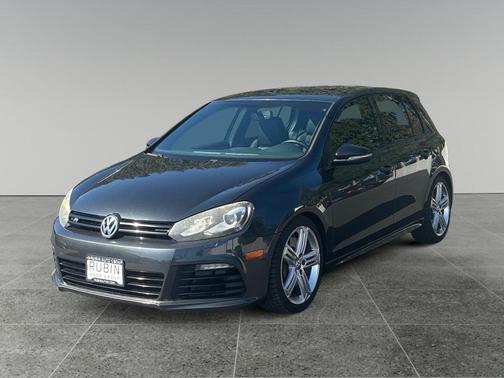 2013 Volkswagen Golf R 4-Door w/DCC & Navigation