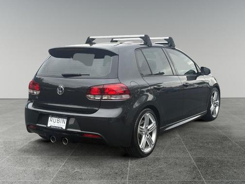 2013 Volkswagen Golf R 4-Door w/DCC & Navigation