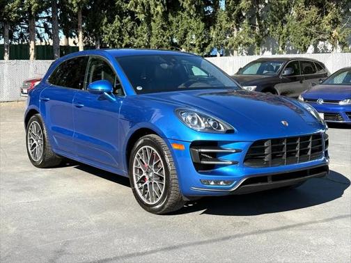 2016 Porsche Macan Turbo