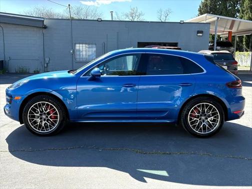 2016 Porsche Macan Turbo