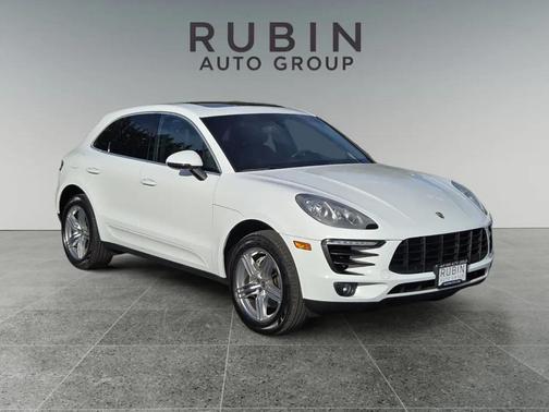 2016 Porsche Macan S