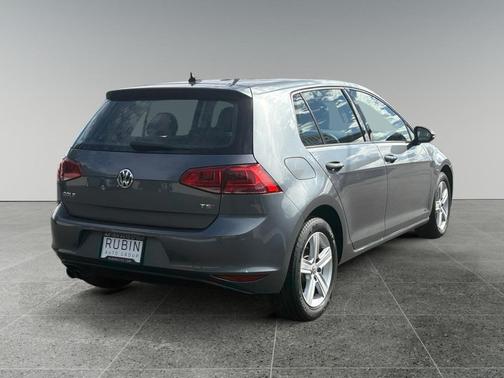 2017 Volkswagen Golf TSI Wolfsburg Edition 4-Door