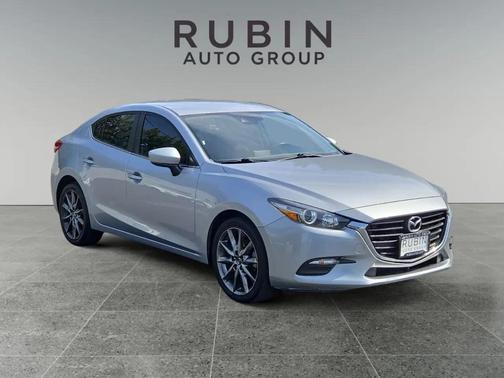 Sonic Silver Metallic 2018 Mazda Mazda3 Touring