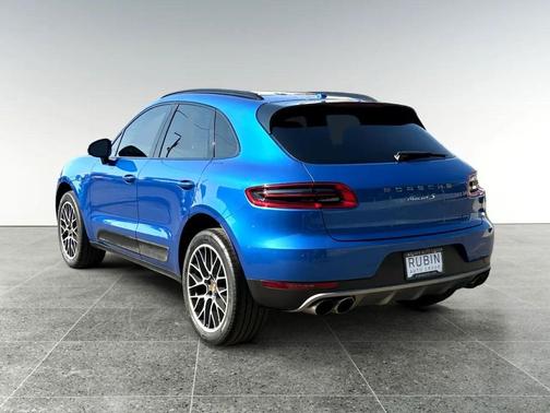 2016 Porsche Macan S