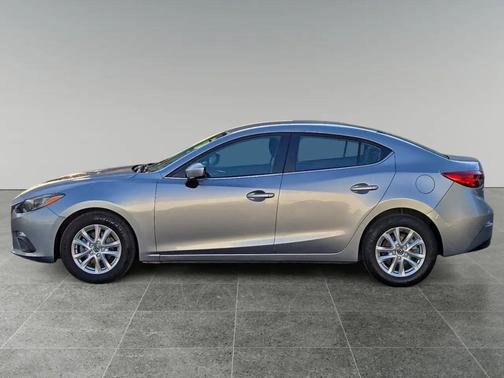 2016 Mazda Mazda3 i Sport