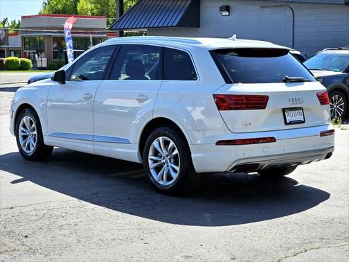 2019 Audi Q7 55 Premium Plus