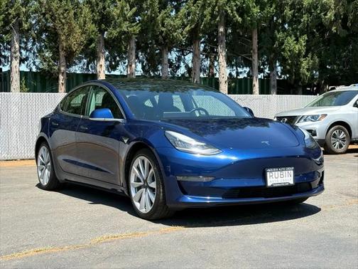 2019 Tesla Model 3 Long Range