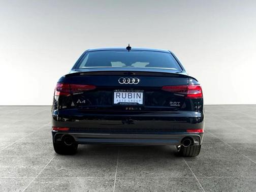 2017 Audi A4 2.0T Prestige
