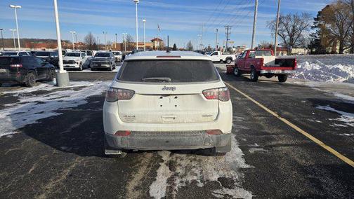 2023 Jeep Compass Latitude