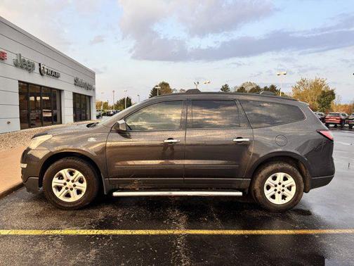2017 Chevrolet Traverse LS
