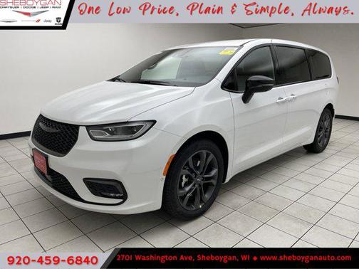 2026 Chrysler Pacifica L