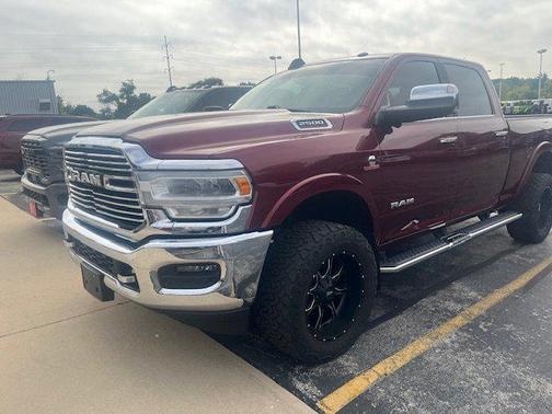2020 RAM 2500 Laramie Crew Cab 4X4 6'4' Box