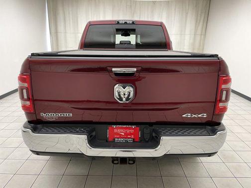 2020 RAM 2500 Laramie Crew Cab 4X4 6'4' Box