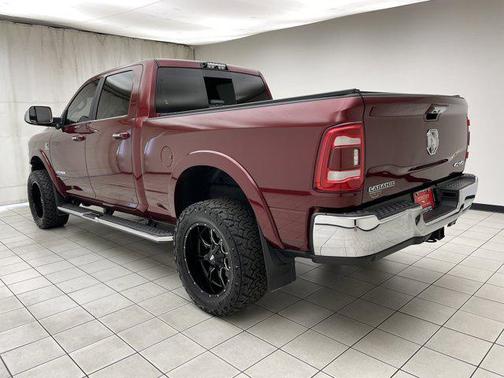 2020 RAM 2500 Laramie Crew Cab 4X4 6'4' Box
