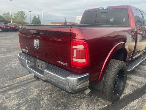 2020 RAM 2500 Laramie Crew Cab 4X4 6'4' Box