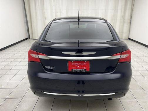 2013 Chrysler 200 Touring