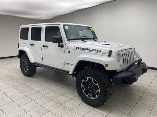 Bright White Clearcoat 2017 Jeep Wrangler Unlimited Rubicon
