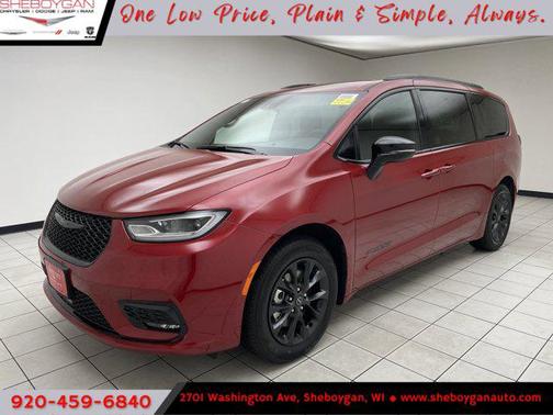 2025 Chrysler Pacifica L