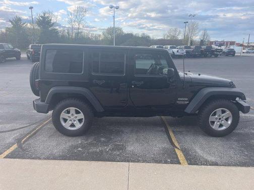 Black Clearcoat 2018 Jeep Wrangler JK Unlimited Sport