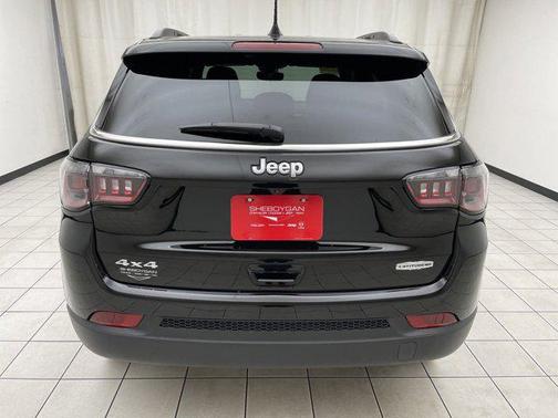 2024 Jeep Compass Latitude Lux