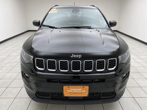 2024 Jeep Compass Latitude Lux