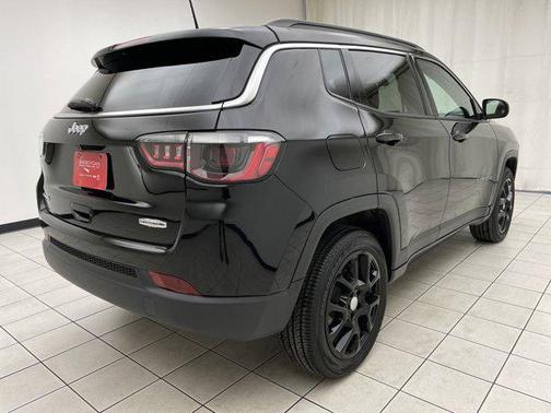 2024 Jeep Compass Latitude Lux