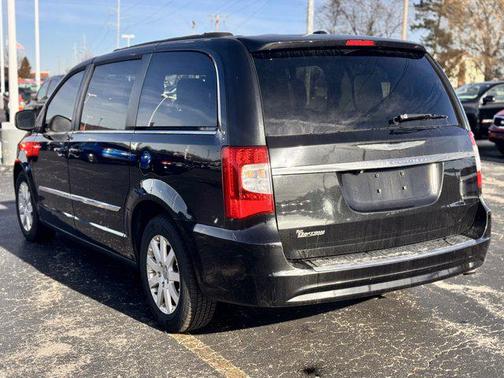 2014 Chrysler Town & Country Touring