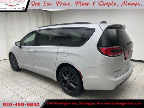 2026 Chrysler Pacifica L