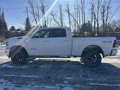 2022 RAM 2500 Big Horn Crew Cab 4x4 6'4' Box