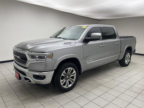 Billet Silver Metallic Clearcoat 2024 RAM 1500 Limited