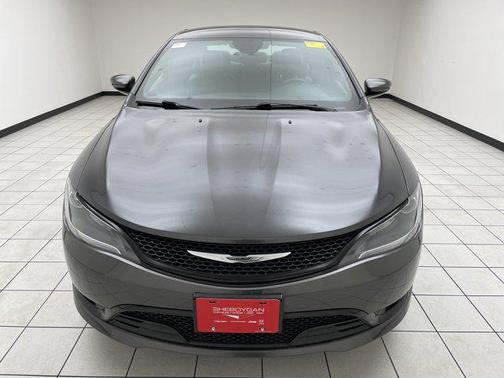 2016 Chrysler 200 S
