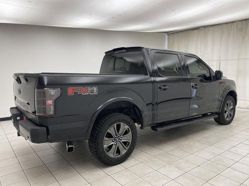 Shadow Black 2018 Ford F-150 XLT
