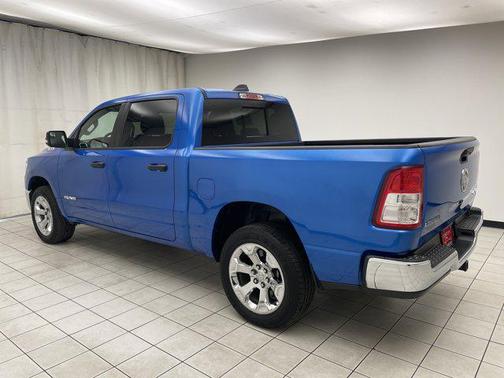 Hydro Blue Pearlcoat 2023 RAM 1500 Big Horn/Lone Star