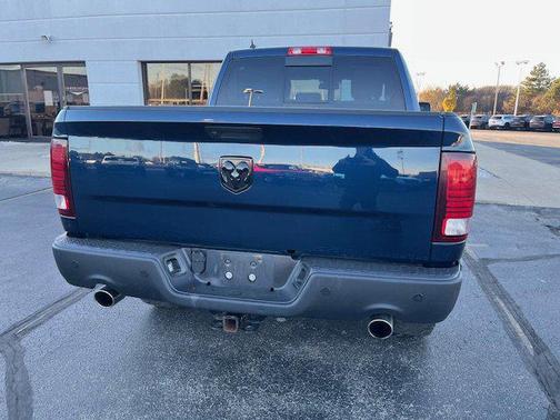 2019 RAM 1500 Classic Warlock Crew Cab 4x4 5'7' Box