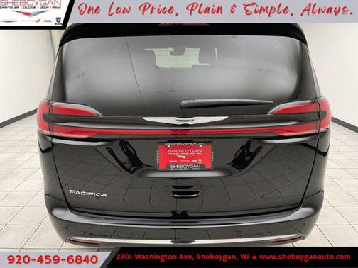2025 Chrysler Pacifica L
