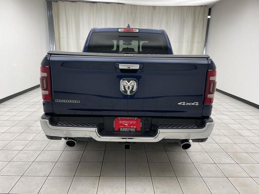 Patriot Blue Pearlcoat 2019 RAM 1500 Big Horn