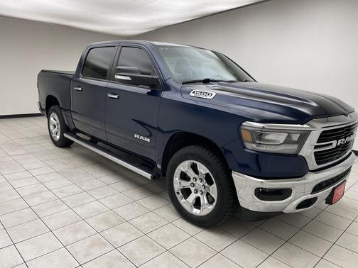 Patriot Blue Pearlcoat 2019 RAM 1500 Big Horn