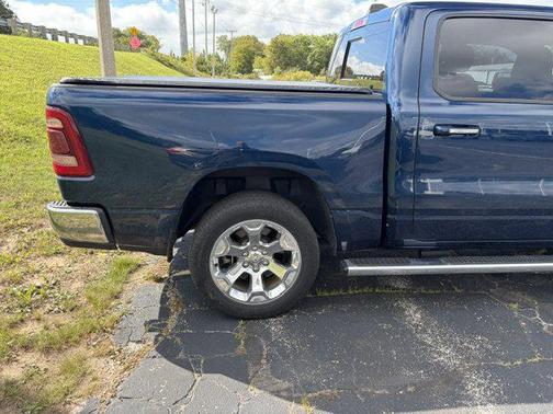 Patriot Blue Pearlcoat 2019 RAM 1500 Big Horn